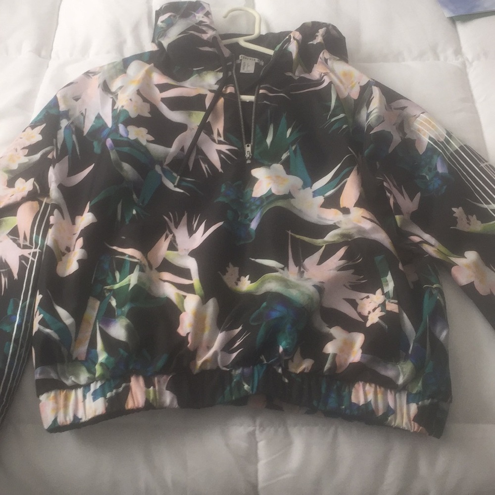Hooded jacket